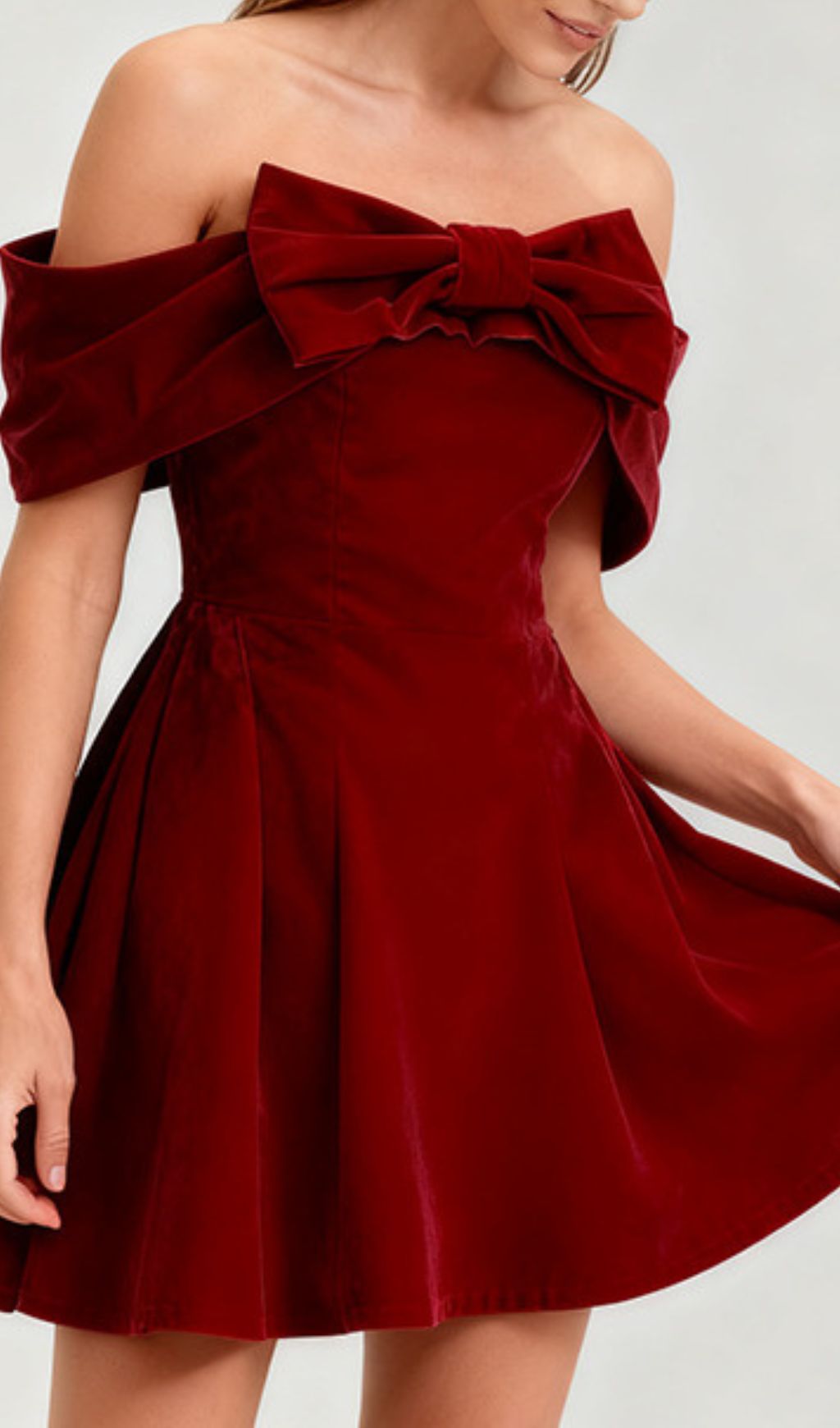 Isthia Luxe Velvet Off-Shoulder Mini Dress with Statement Bow