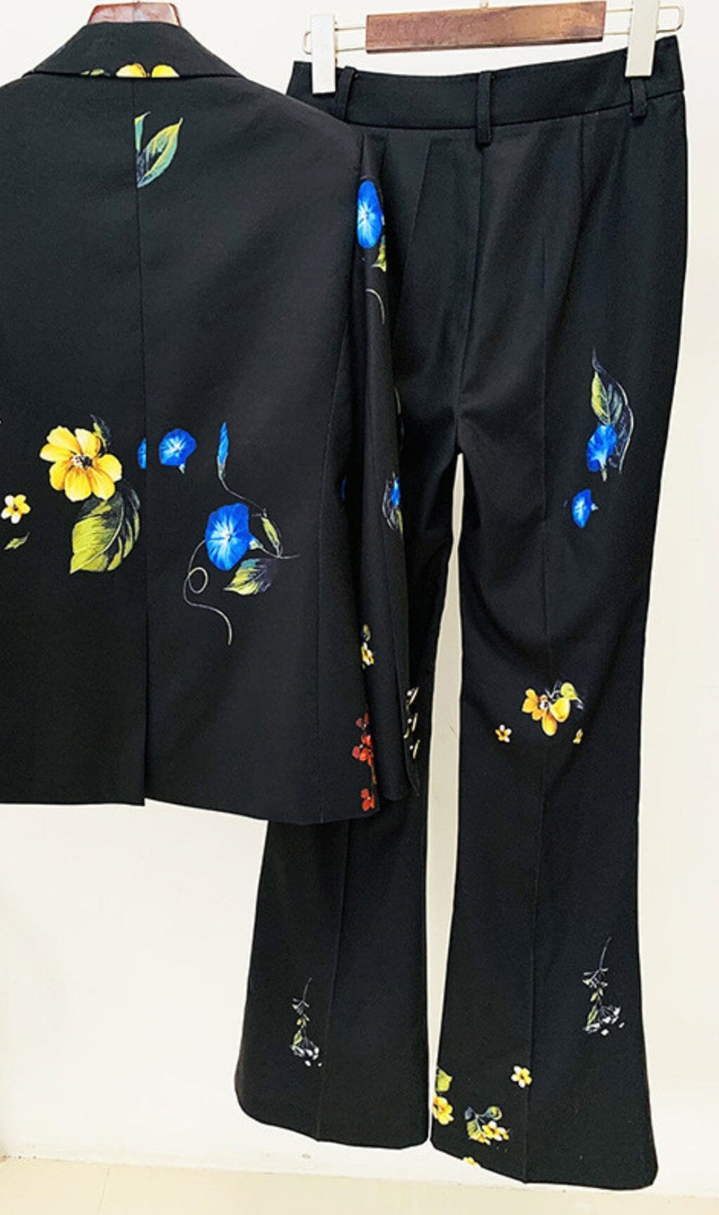 Printed Button Jacket Suit In Black