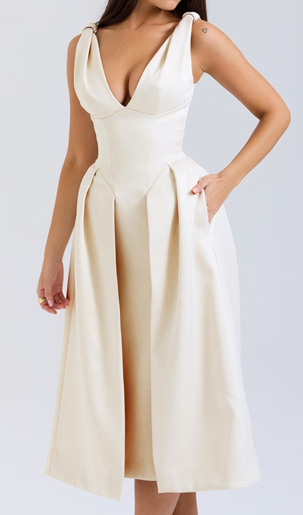 Dilanne Ivory V-Neck Midi Dress