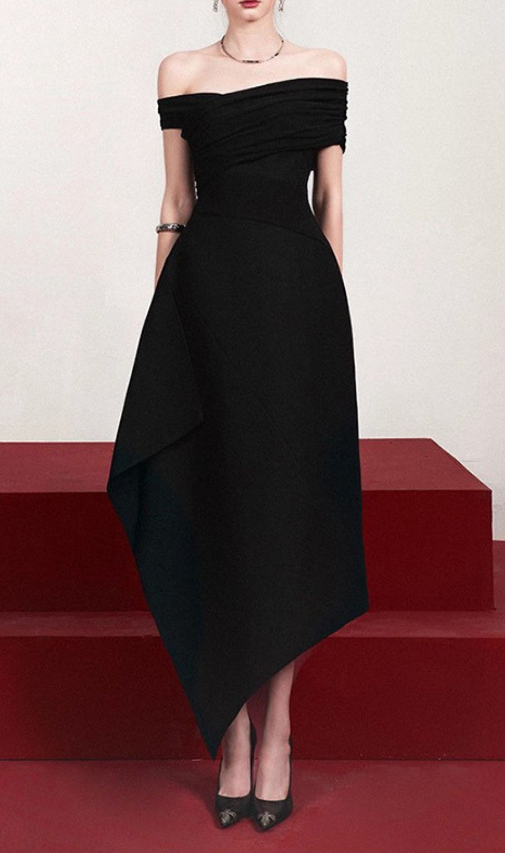 Iris Black Off-Shoulder Asymmetrical Maxi Dress - Elegant Evening Gown