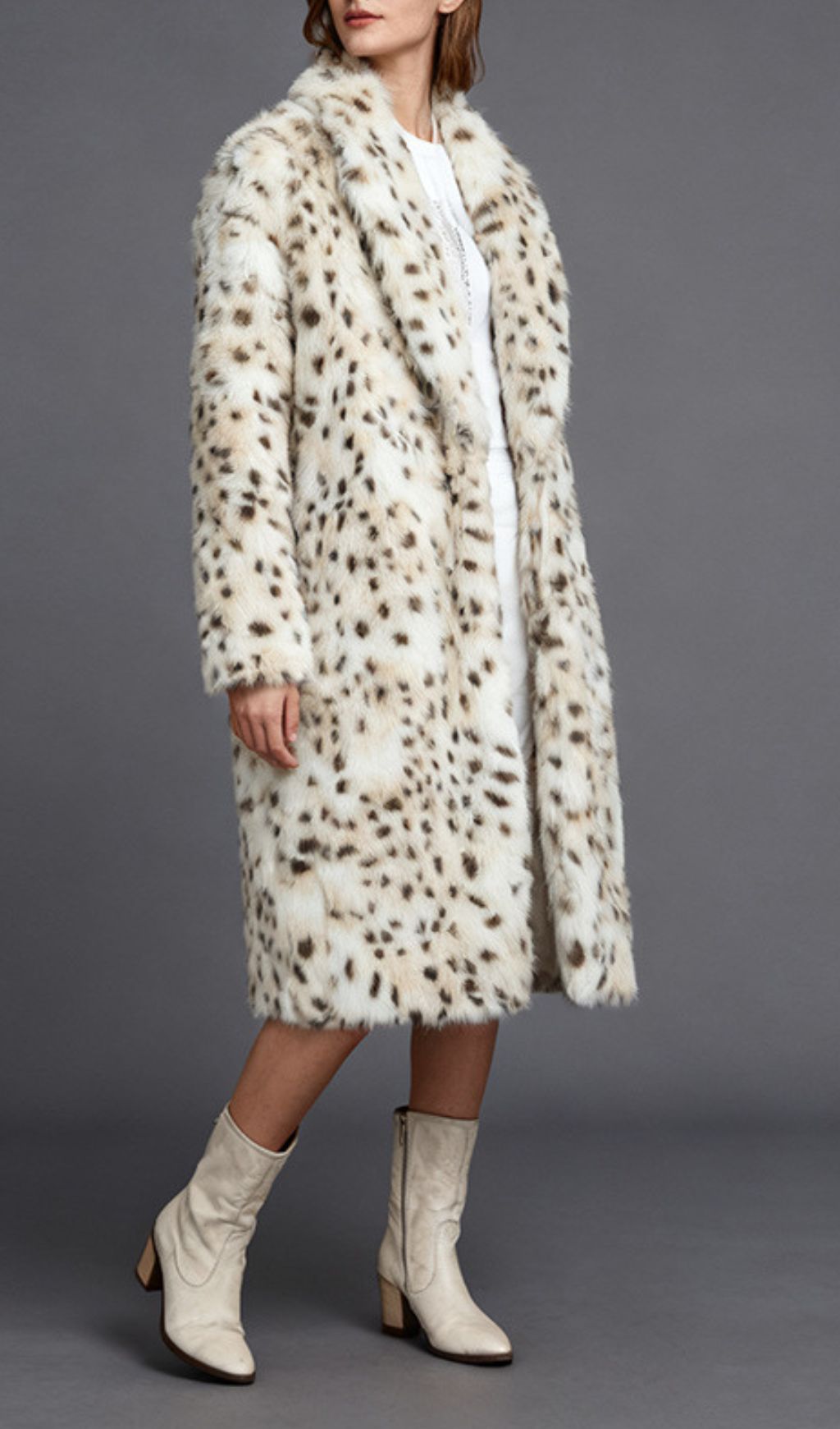 Inti Luxe Snow Leopard Faux Fur Coat - Plush & Chic Women's Outerwear