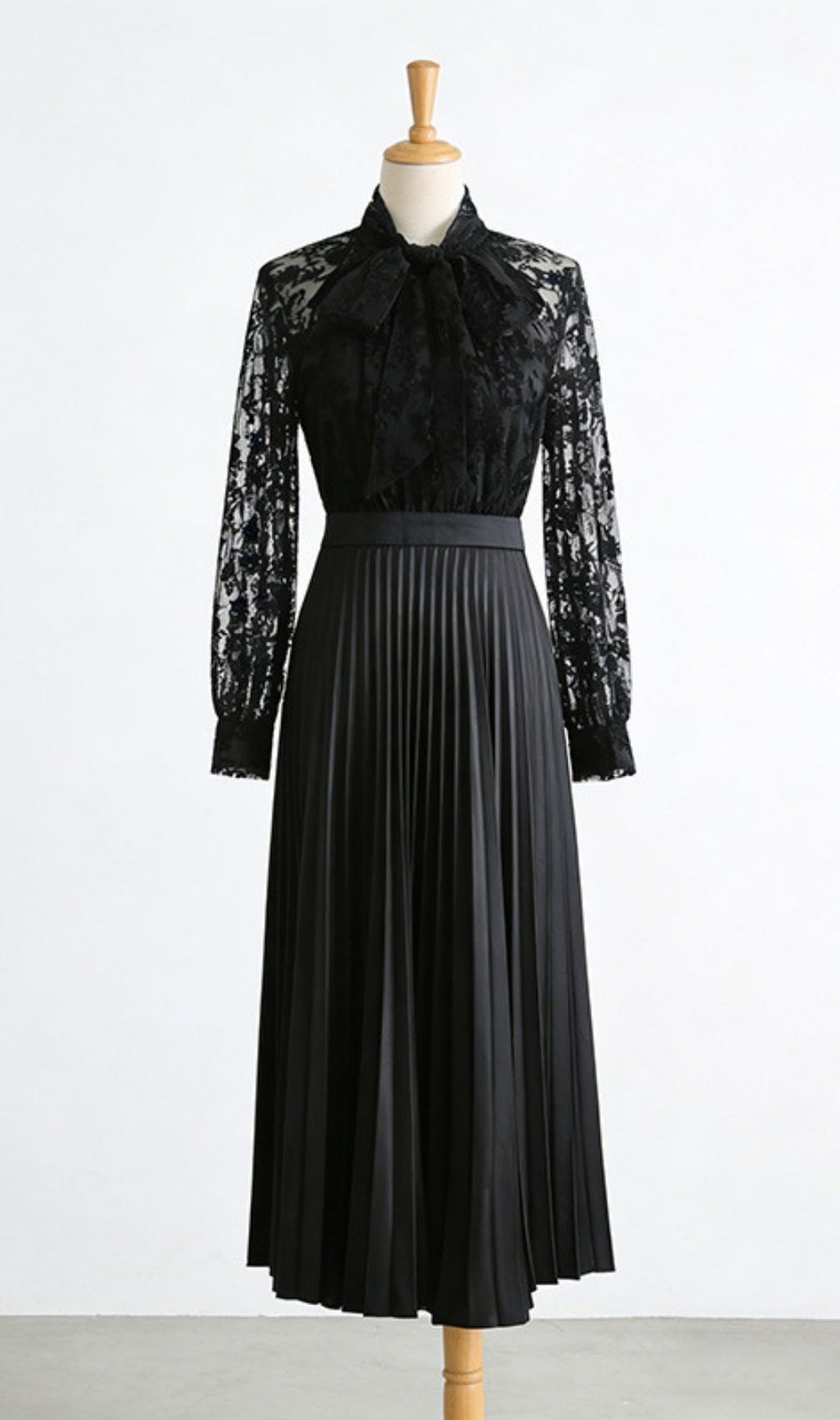 Kandy Elegant Black Lace Pleated Midi Dress | Long Sleeve Bow Tie Style