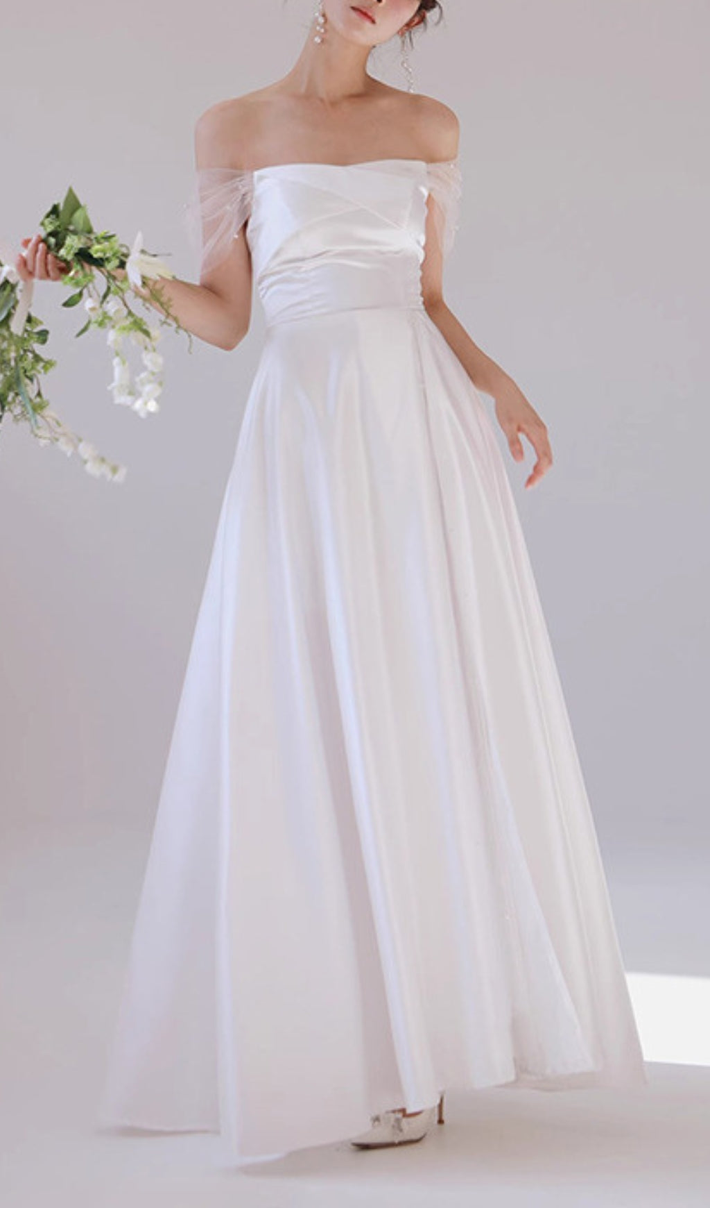 Columnia White Satin Mesh Wedding Dress