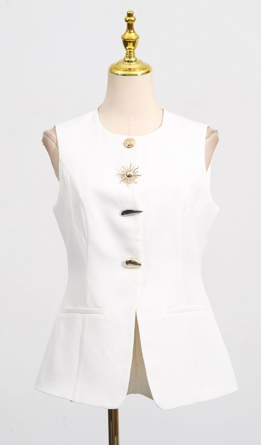 Kailynn Chic Tailored White Vest | Women's Sleeveless Blazer Top