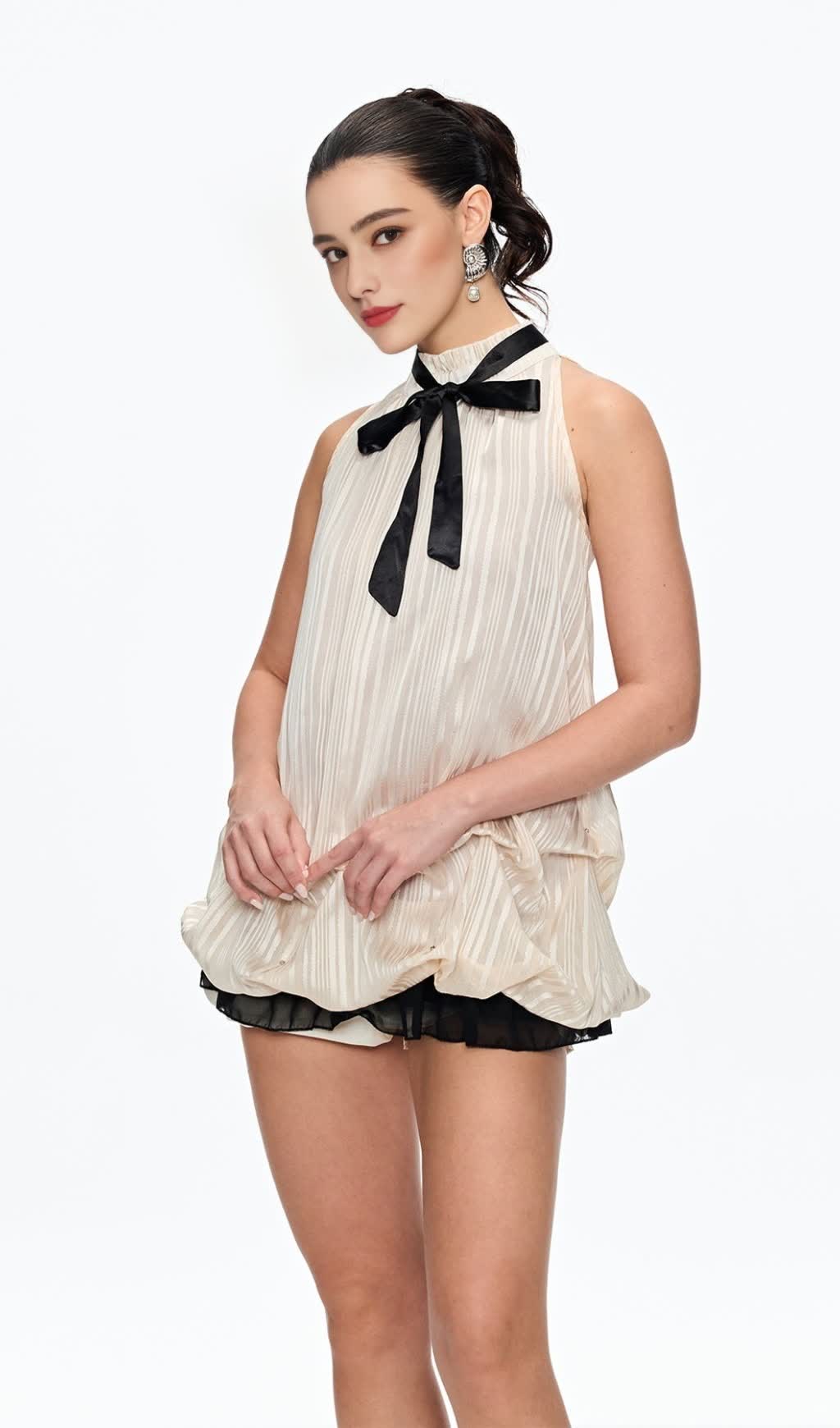 eudora Sleeveless Bow Top in beige