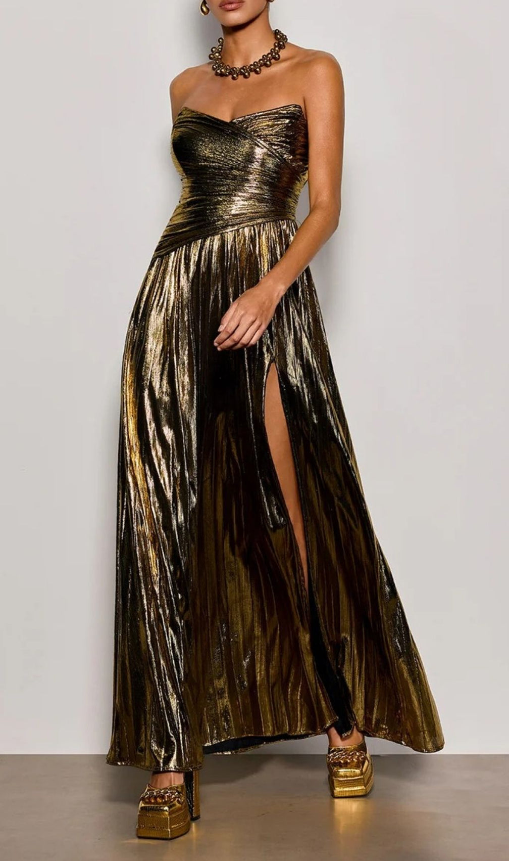Quvory Strapless Split Metallic Maxi Dress In Gold