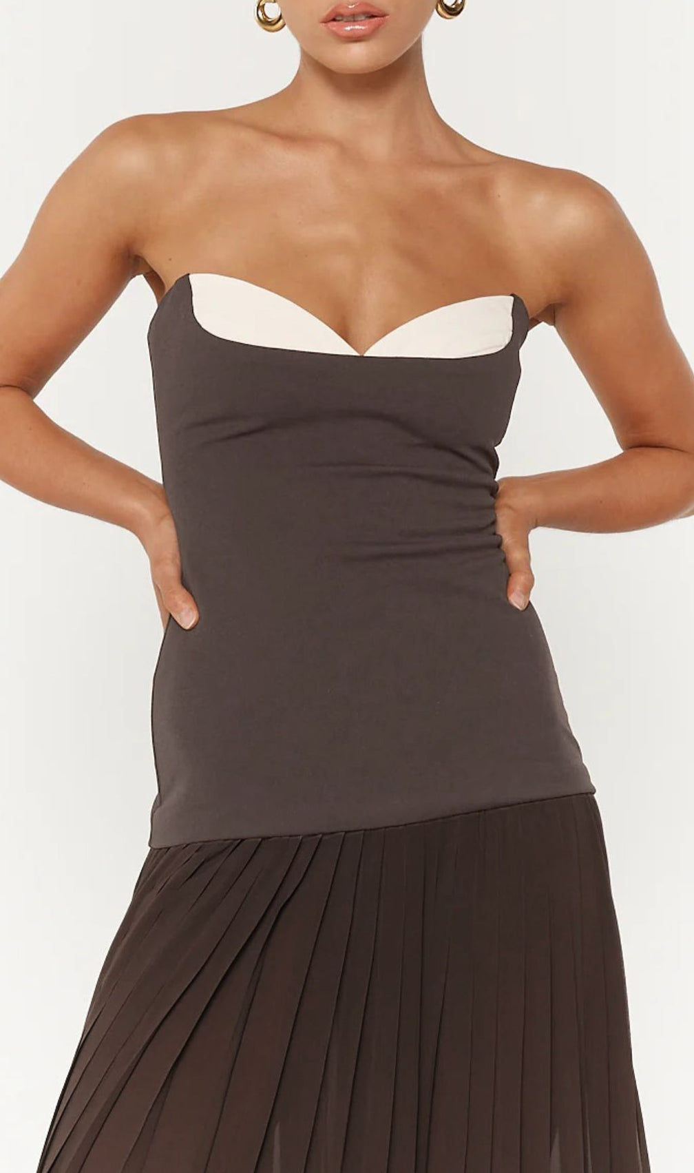 Isoke Strapless Maxi Dress with Contrast Sweetheart Neckline