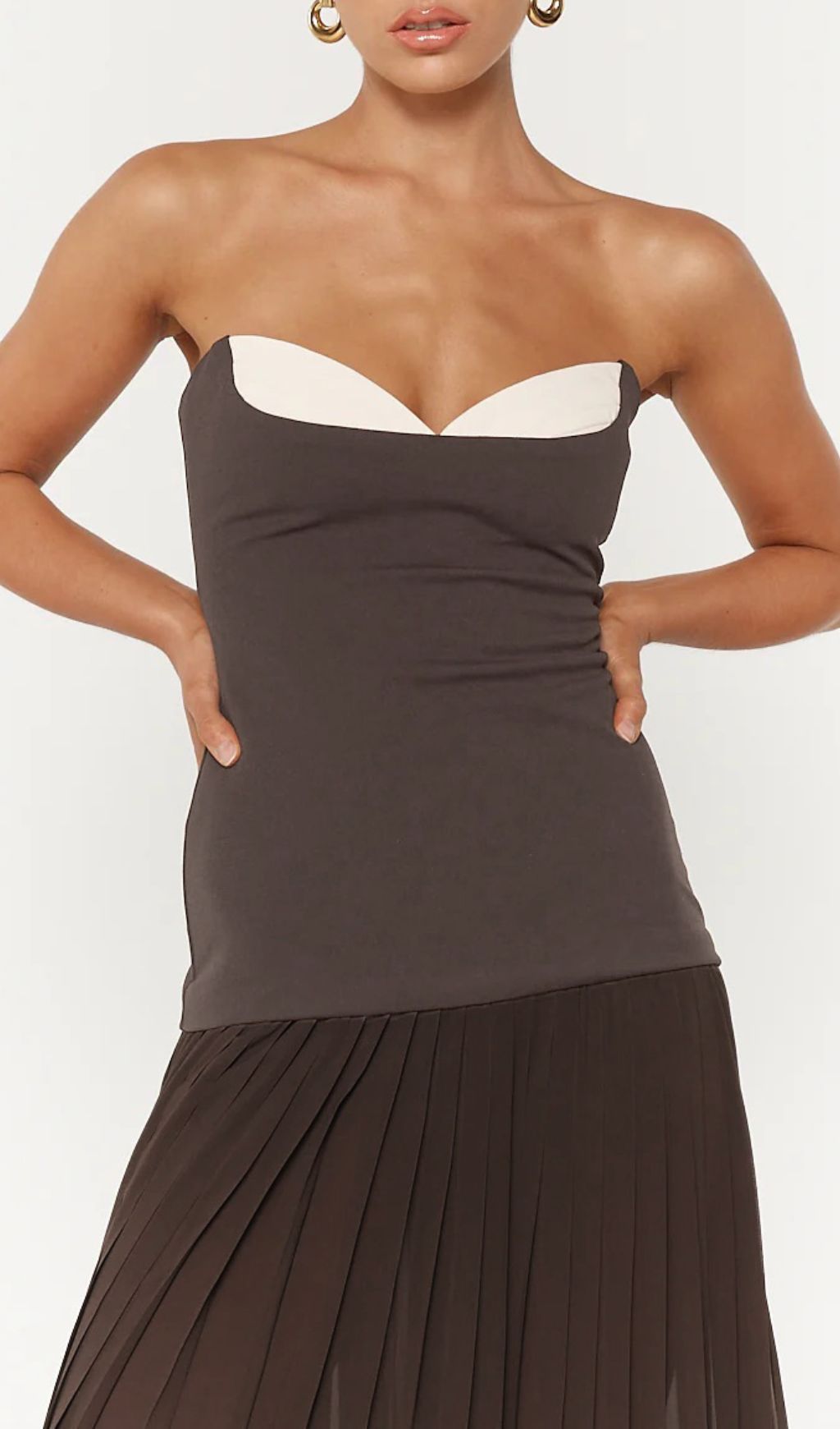 Isoke Strapless Maxi Dress with Contrast Sweetheart Neckline