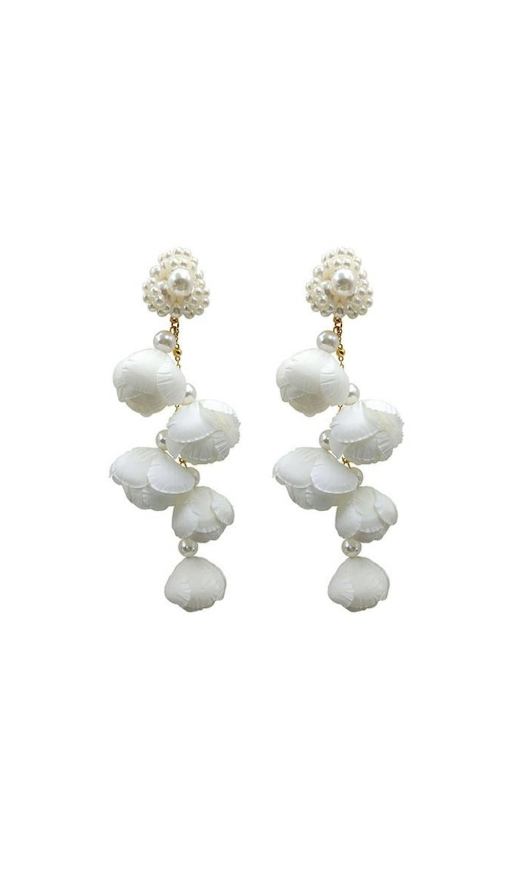 Alejandra White Pearl Flower Earrings