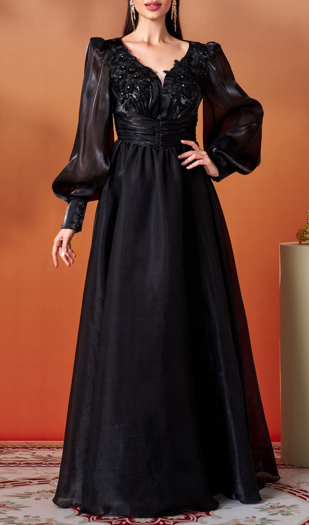 Gelilah Black Long Sleeve Maxi Dress