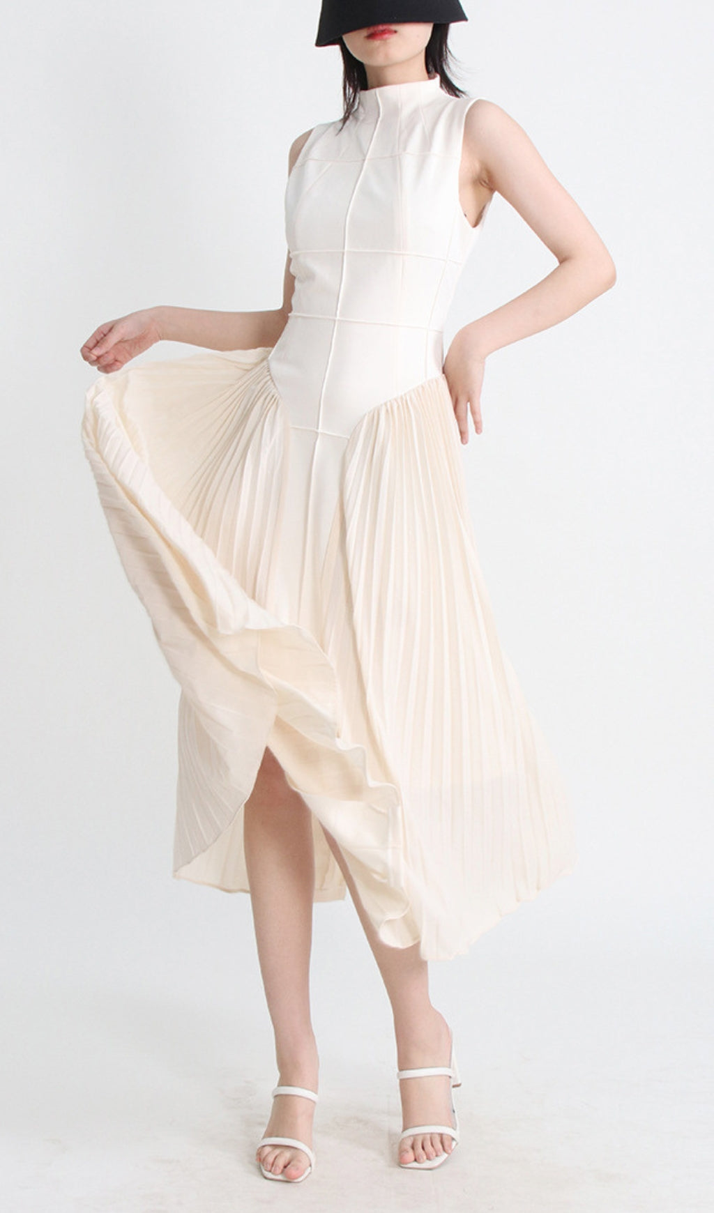 Aulelei Sleeveless Pleated Midi Dress