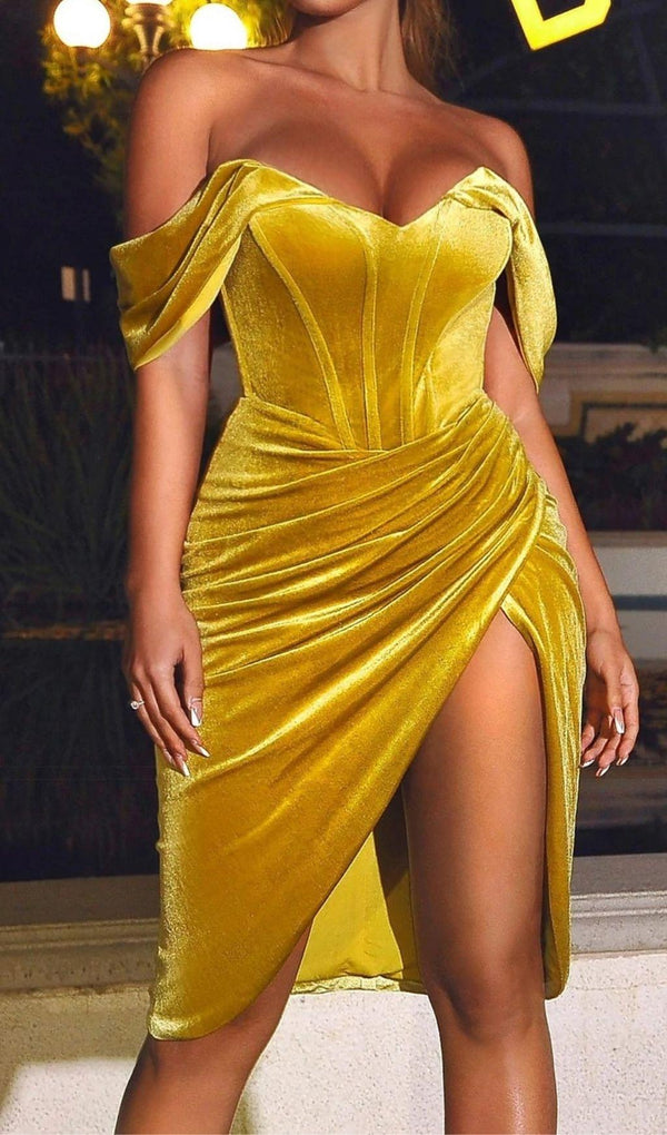 VELVET OFF SHOULDER CORSET DRESS IN GOLD