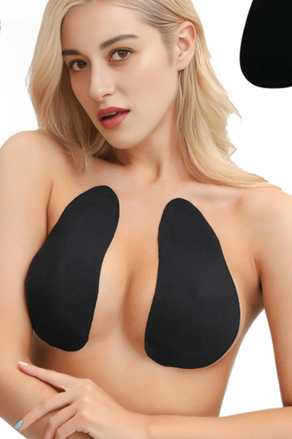Drop-shaped nipple stickers.