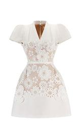 LACE HOLLOW OUT FLOWER MINI DRESS IN WHITE