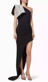 ASYMMETRIC DIAMOND HIGH-LOW DRESS IN BLACK