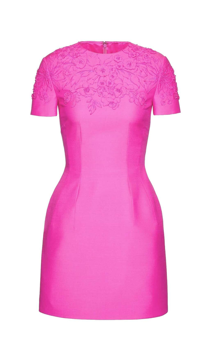 EMBROIDERED WAIST-TIGHTENING MINI DRESS IN PINK