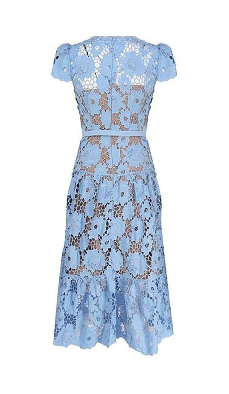 APPLIQUÉD FLORAL LACE MIDI DRESS IN BLUE