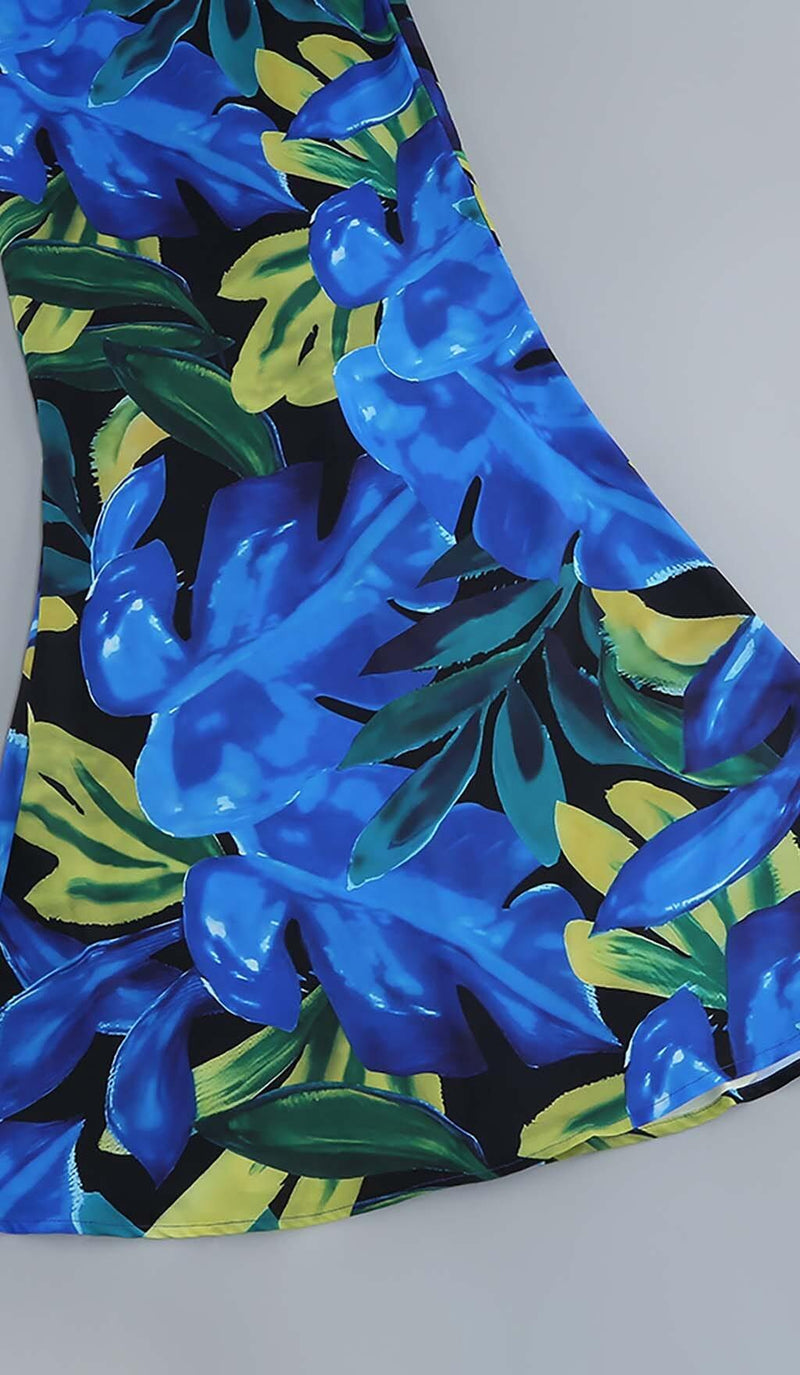 FLORAL BACKLESS MAXI DRESS IN BLUE