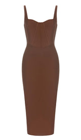 WAIST-TIGHTENING CORSET MIDI DRESS IN BROWN