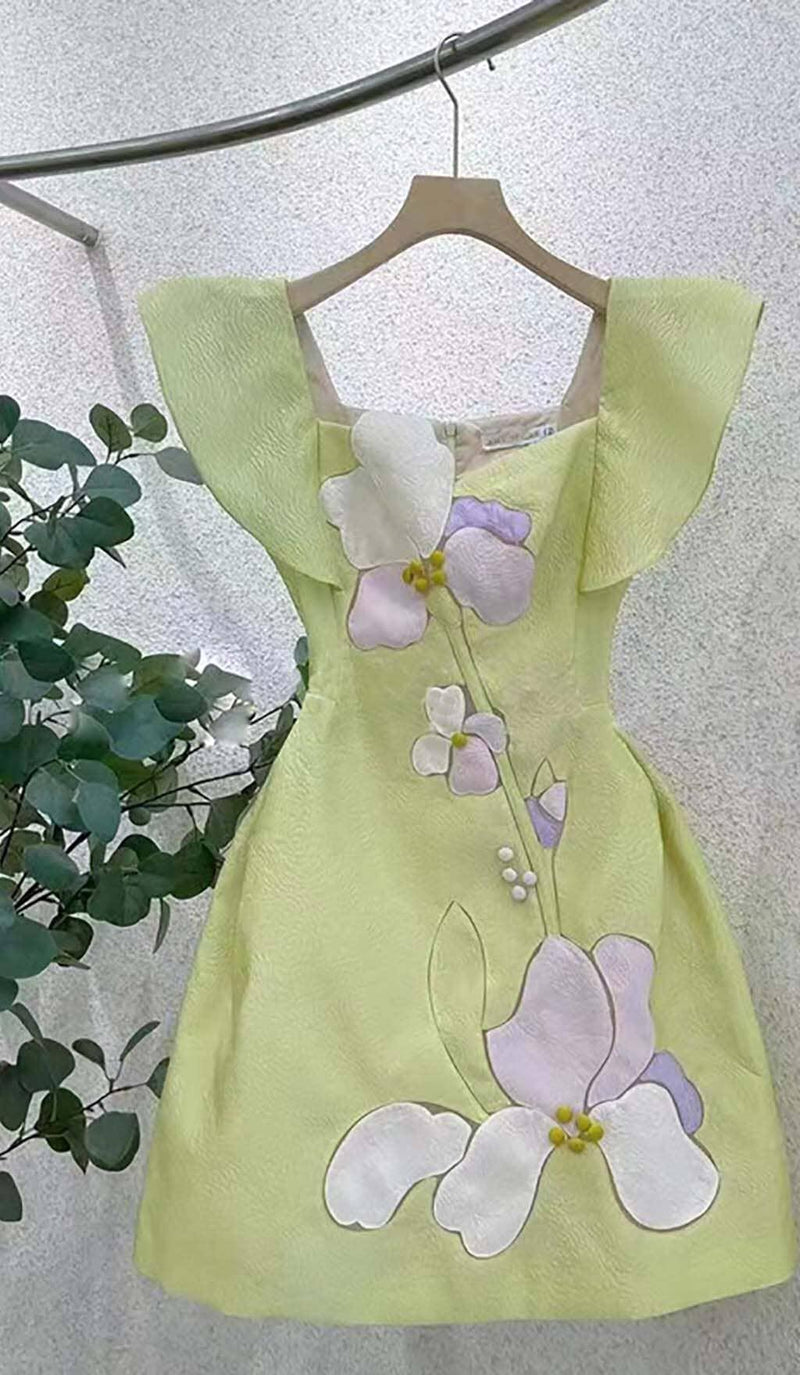 3D FLOWER BUTTERFLY SLEEVE MINI DRESS IN MINT