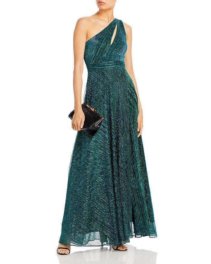 ONE SHOULDER CRINKLED METALLIC GOWN