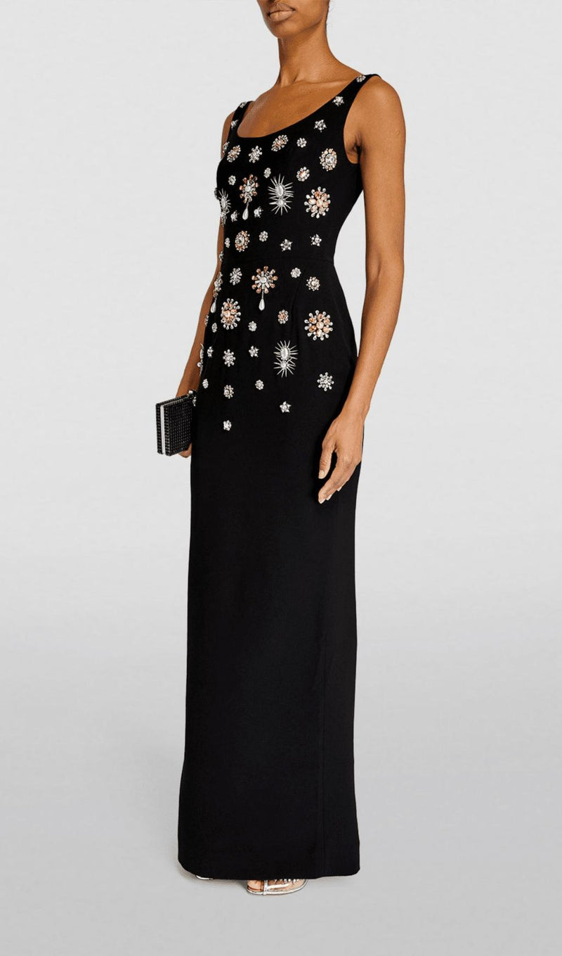 BROOCH-EMBELLISHED SCOOPNECK GOWN IN BLACK