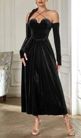 PLEATED VELVET GOWN GLOVES SUIT