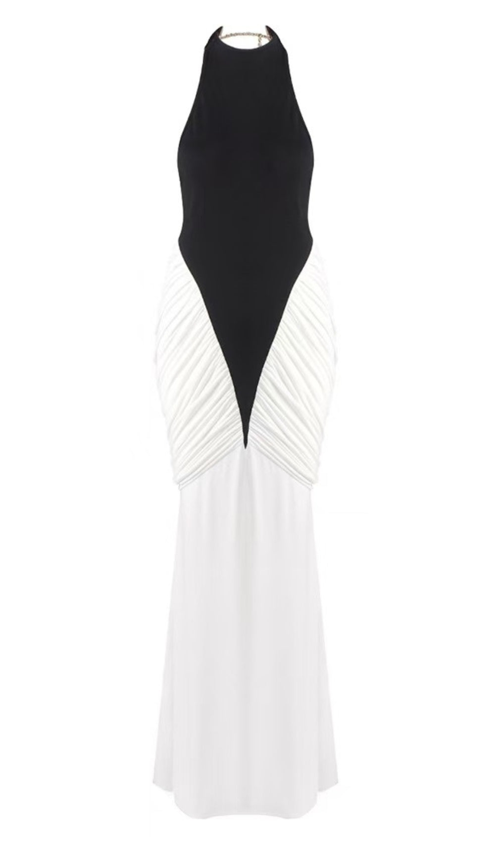 Dramatic High-Contrast Halter Maxi Gown | Sculptural Ruching & Gold Chain